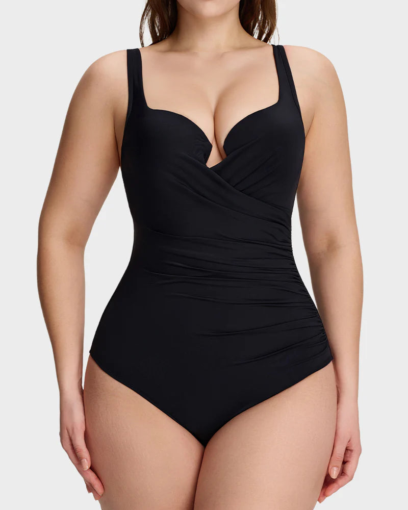 Maillot de bain une pièce à armatures plongeantes avec effet gainant