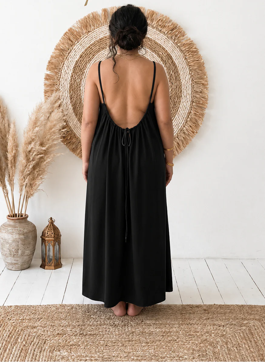 La Robe Dos Nu Camisole — Légère, ajustable, parfaite pour l'été